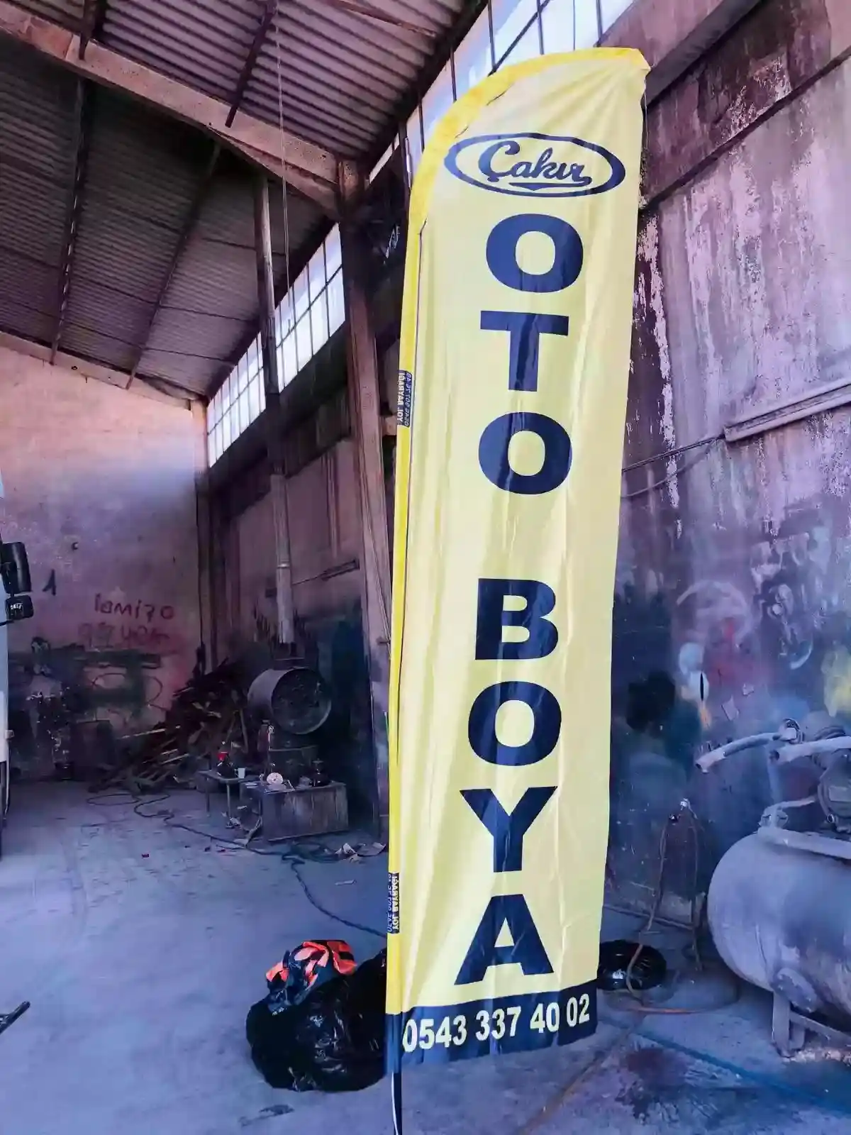 oto-boyaci-yelken-bayragi-5